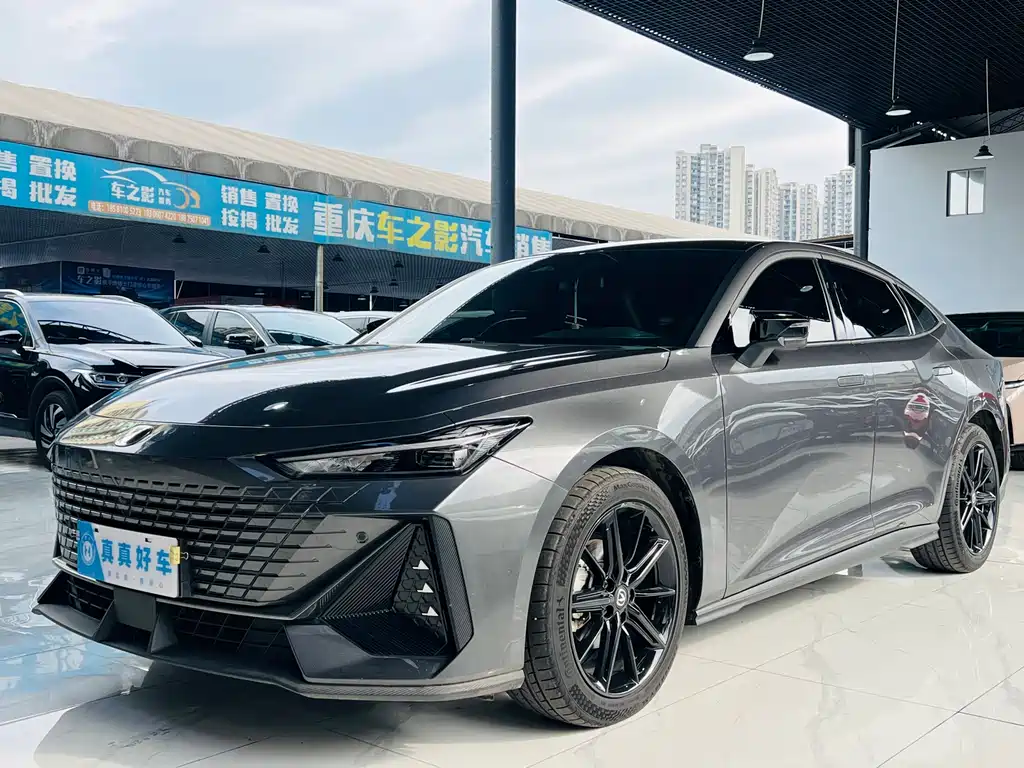 Changan UNI-V 2024