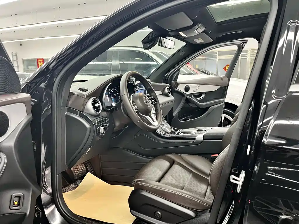 Mercedes-Benz GLC — миниатюра 7