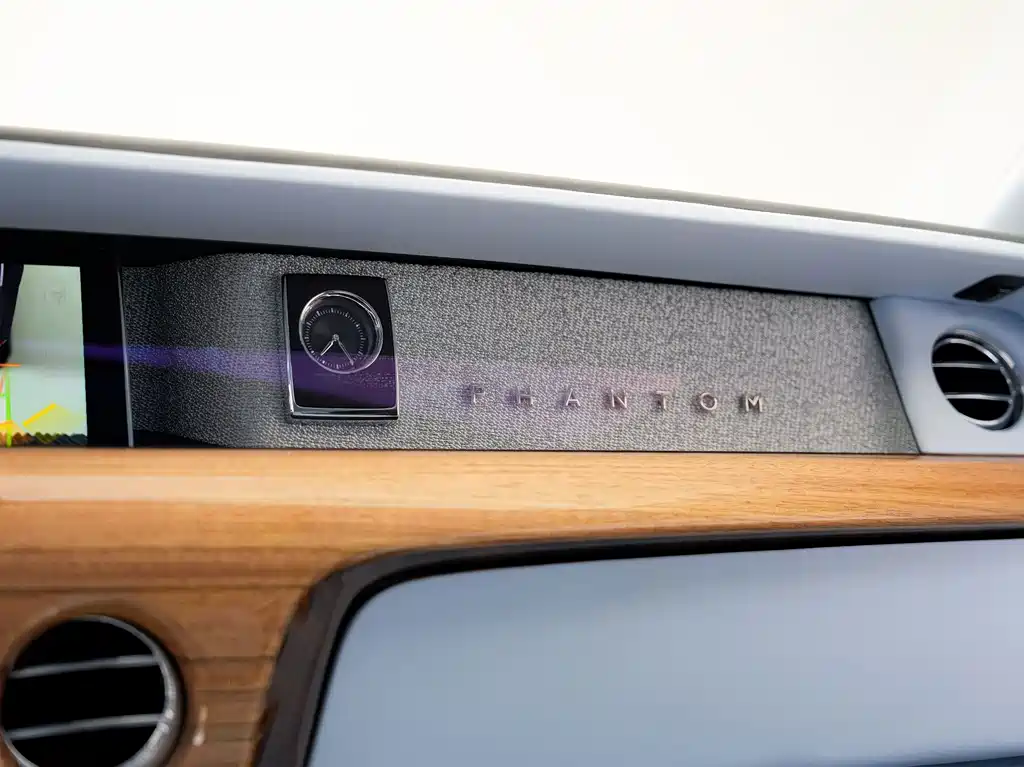 Rolls-Royce Phantom — миниатюра 13