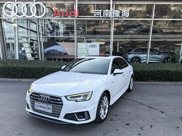 AUDI A4L 2019