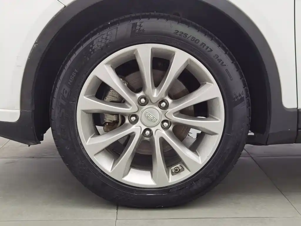 Geely Emgrand GS — миниатюра 17