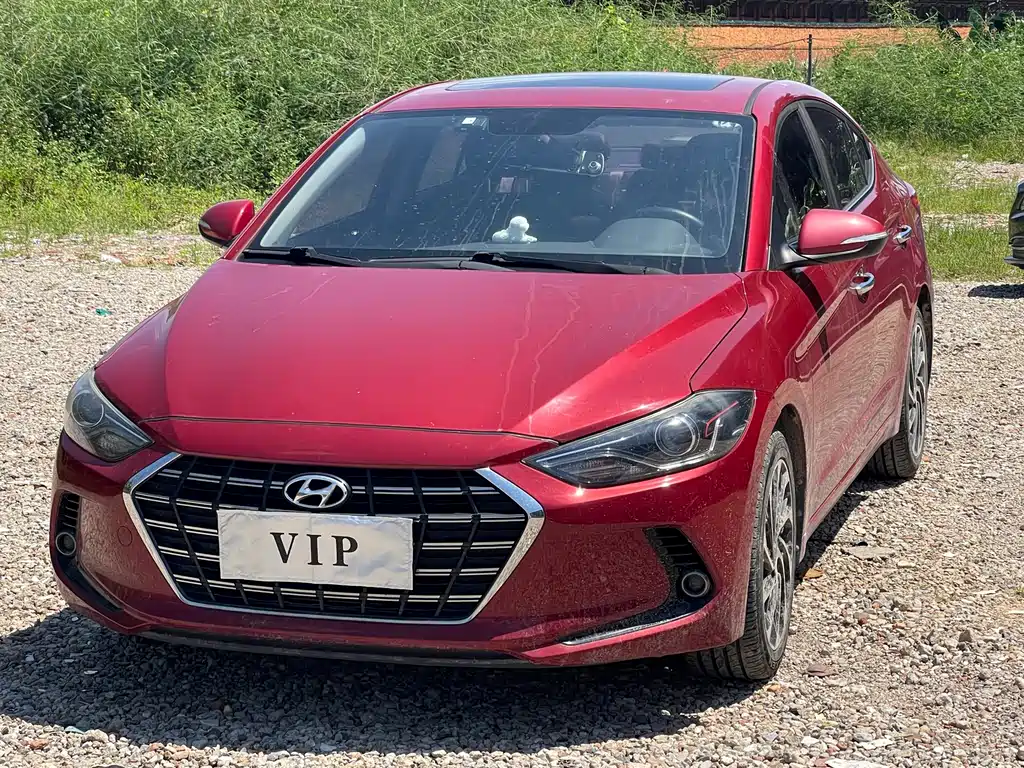 Hyundai Elantra
