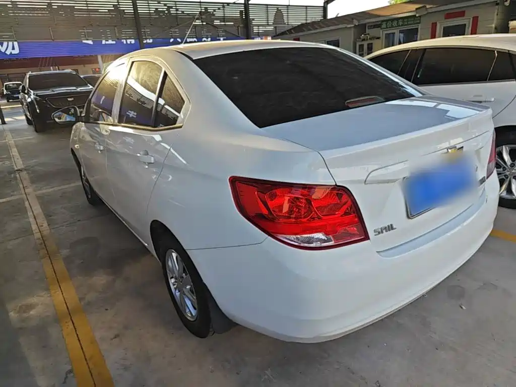Chevrolet Sail — миниатюра 5