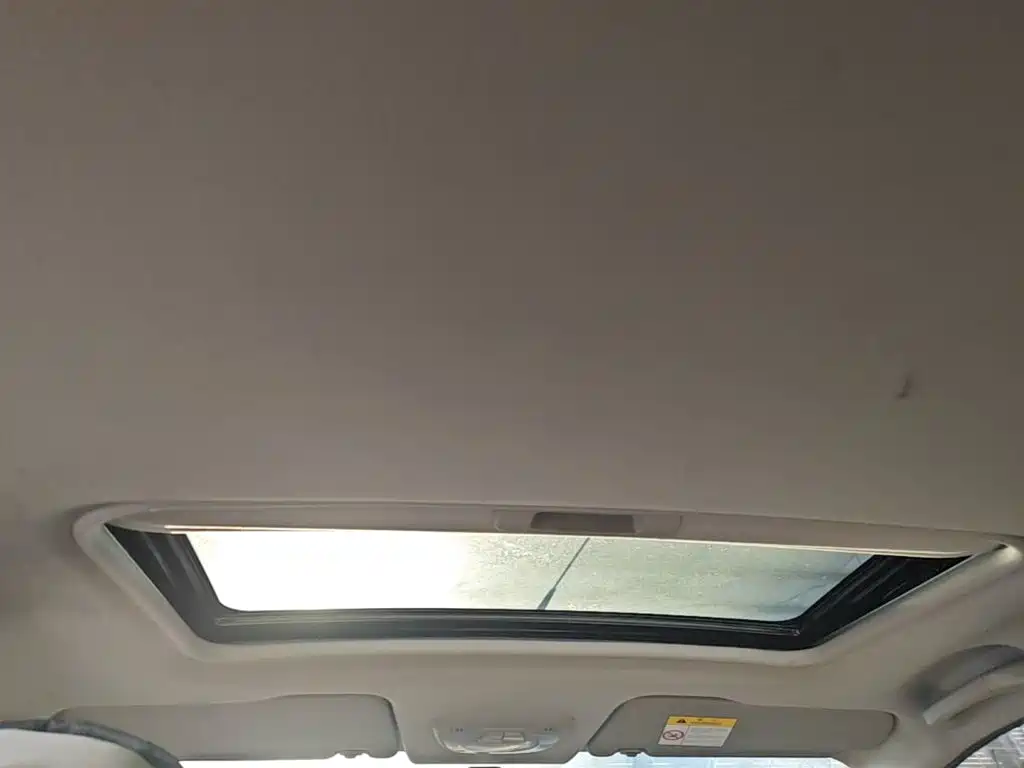 Chevrolet Sail — миниатюра 18