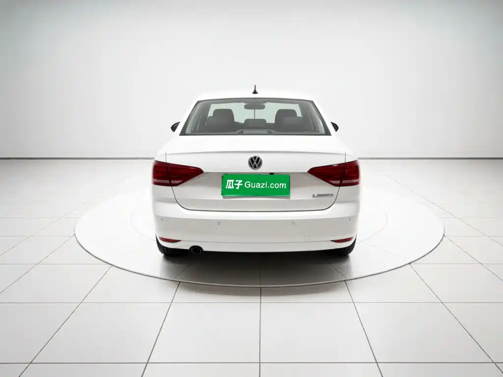 Volkswagen Lavida — миниатюра 3