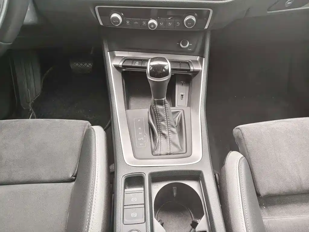 Audi Q3 — миниатюра 24