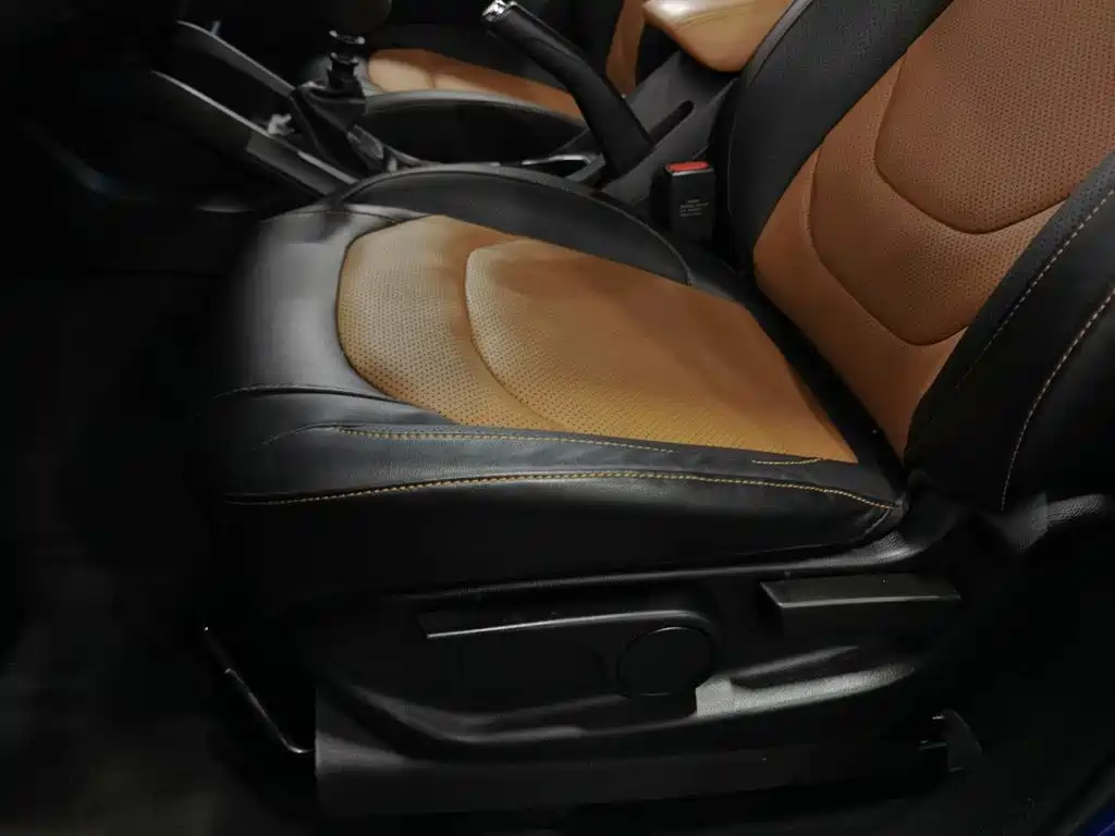 Wuling Hongguang S3 — миниатюра 20