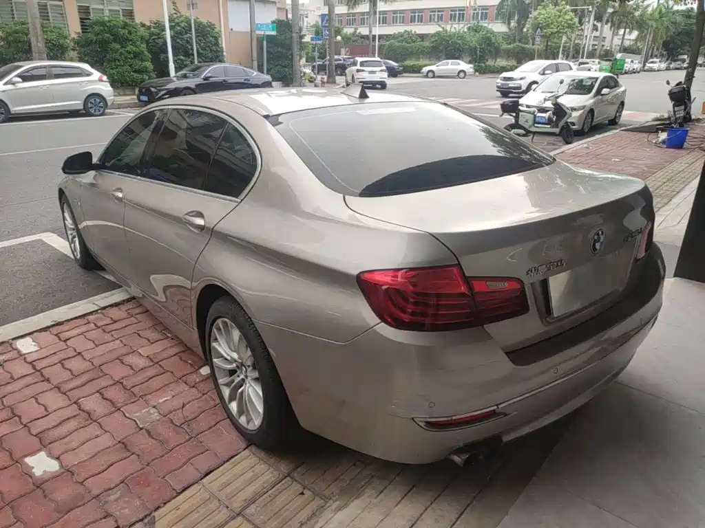 BMW 5 Series 5 2014 525Li Luxury