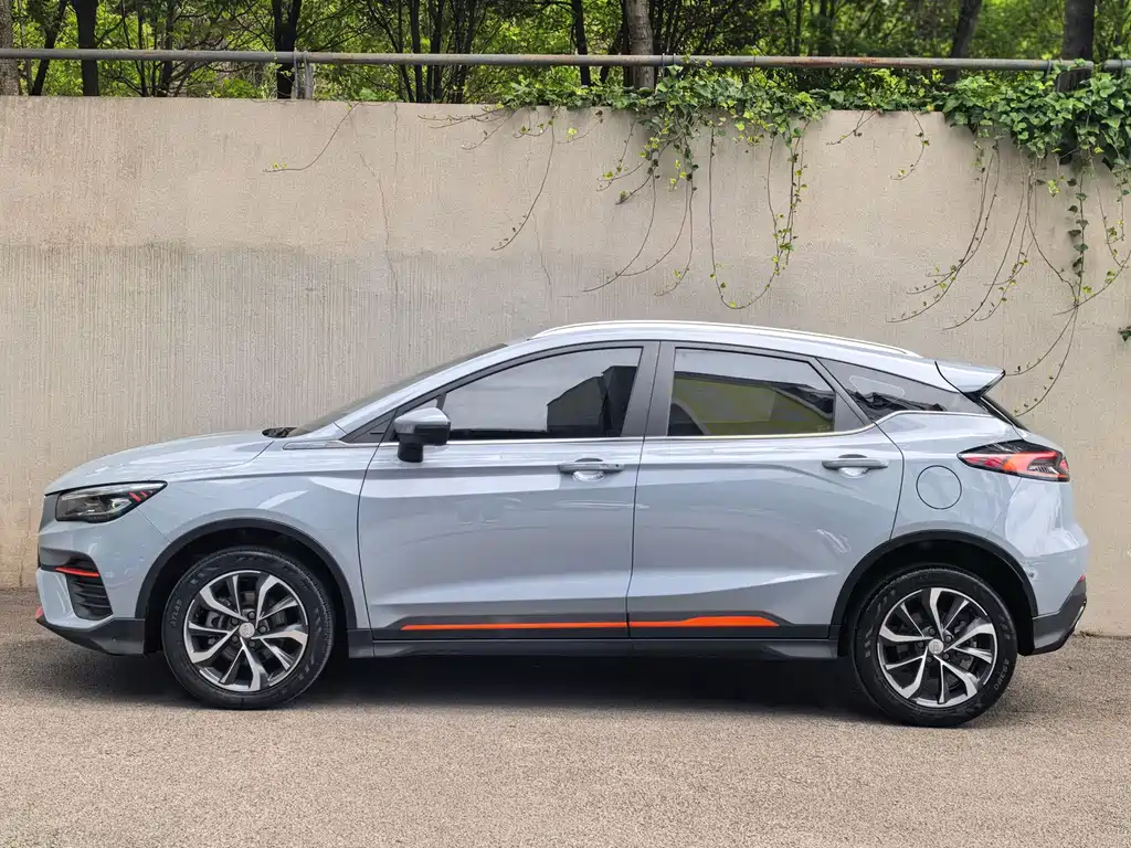 Geely Emgrand S — миниатюра 25