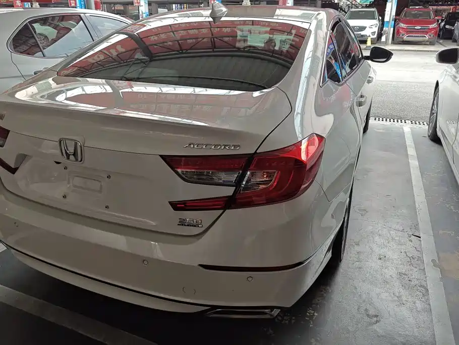Honda Accord — миниатюра 3