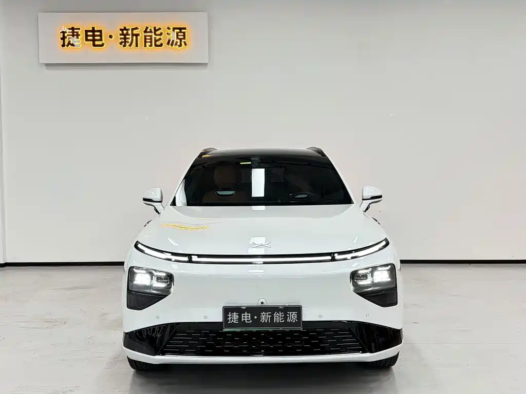 XPeng G9 — миниатюра 2