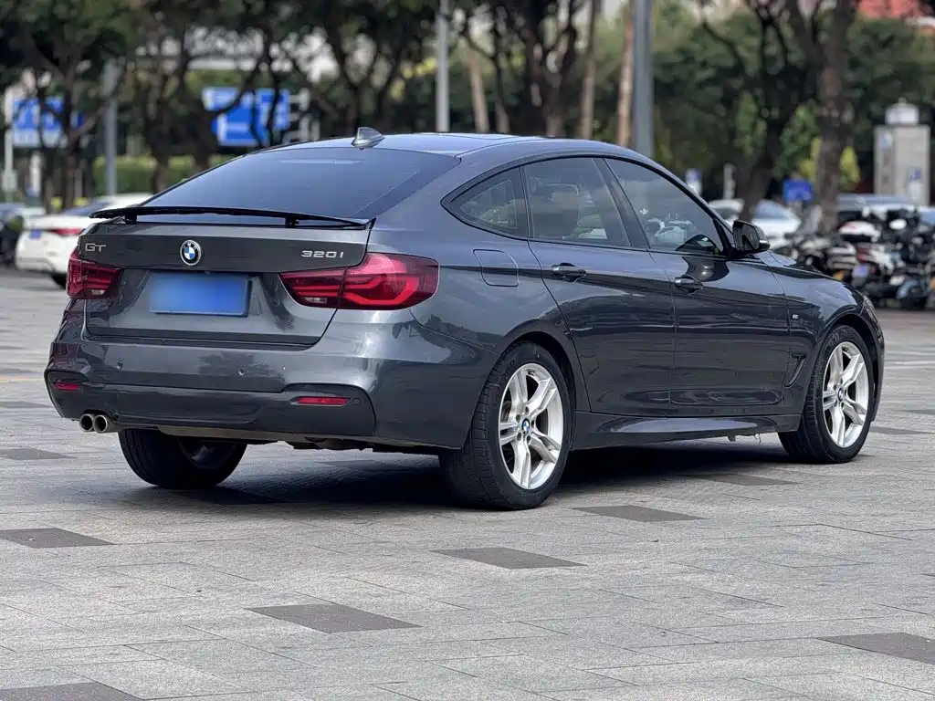 BMW 3 Series GT 3 GT 2019 320i M Sport