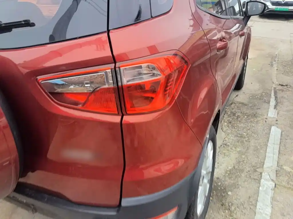 Ford Ecosport — миниатюра 8