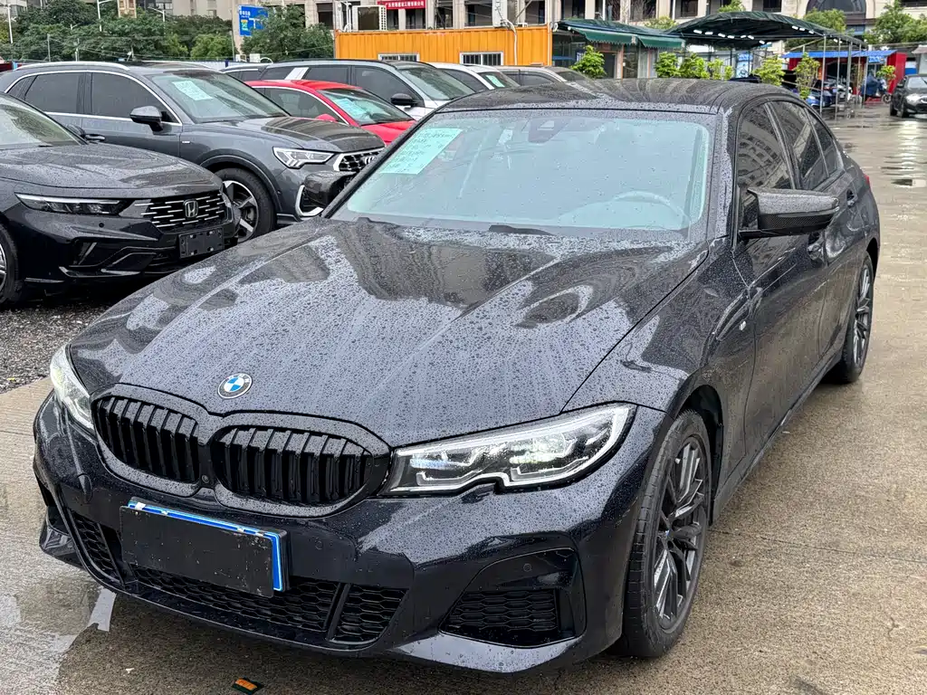 Купить BMW 3 Series