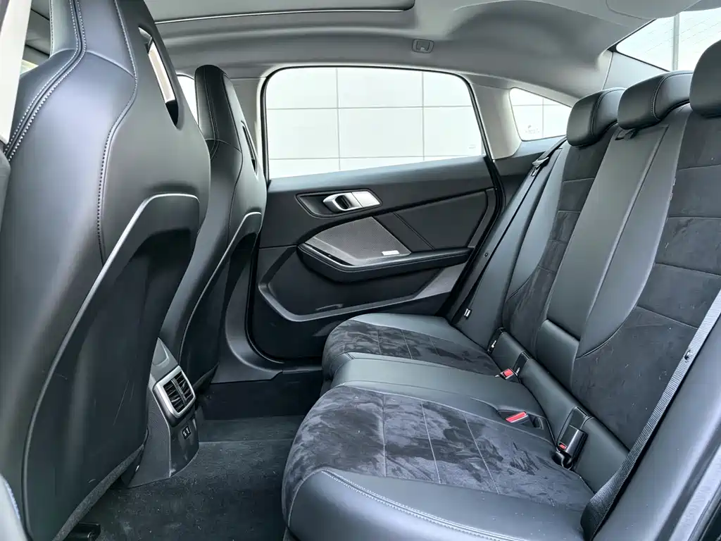 BMW 2 Series — миниатюра 15