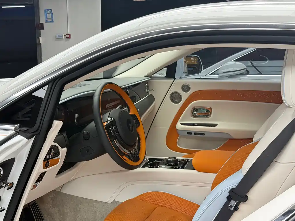 Rolls-Royce Phantom — миниатюра 8