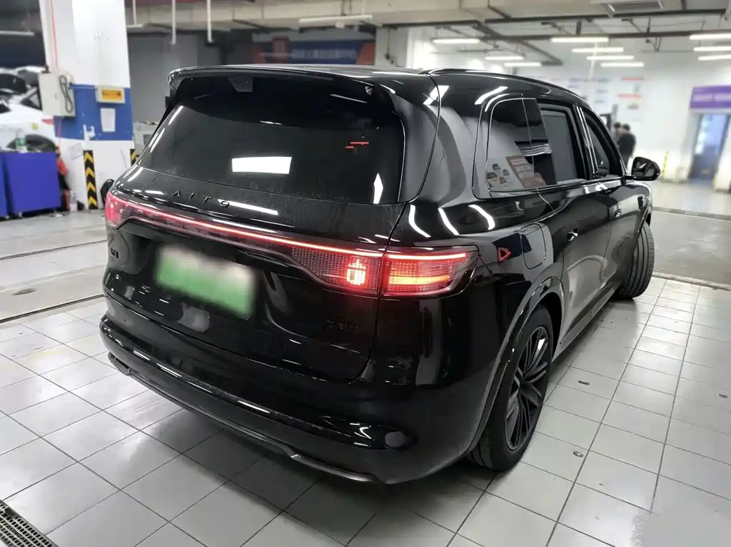 AITO Wenjie AITO M8 — миниатюра 2