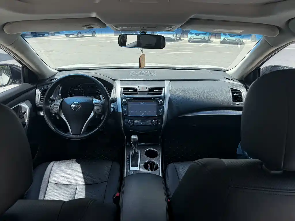 Nissan Teana — миниатюра 7