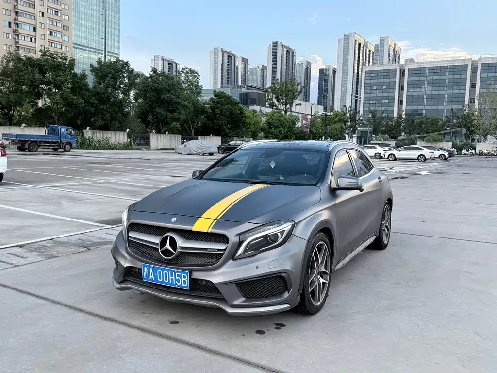 Mercedes-Benz GLA AMG — миниатюра 8