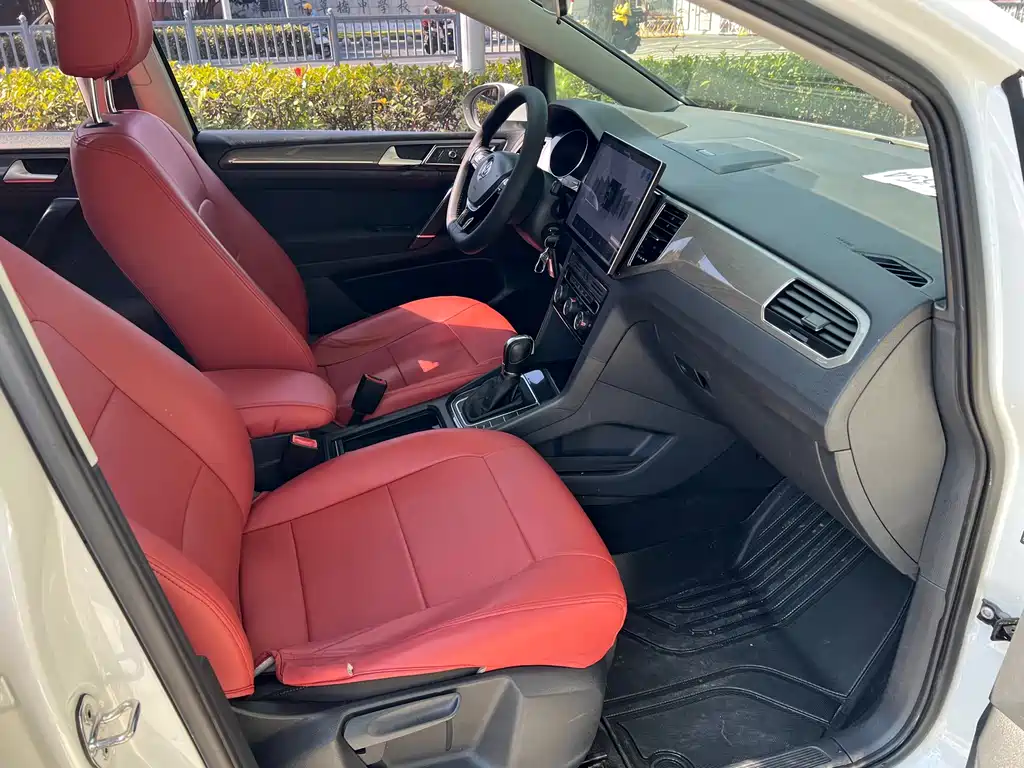 Volkswagen Golf Sportsvan — миниатюра 12