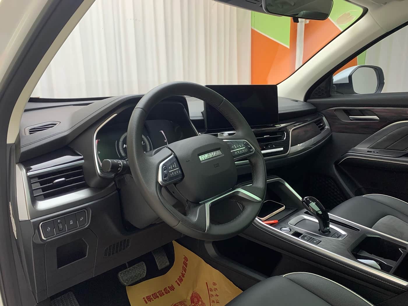 Haval Haval H6 1.5 л 2023 г. Белый, пробег 28000 км
