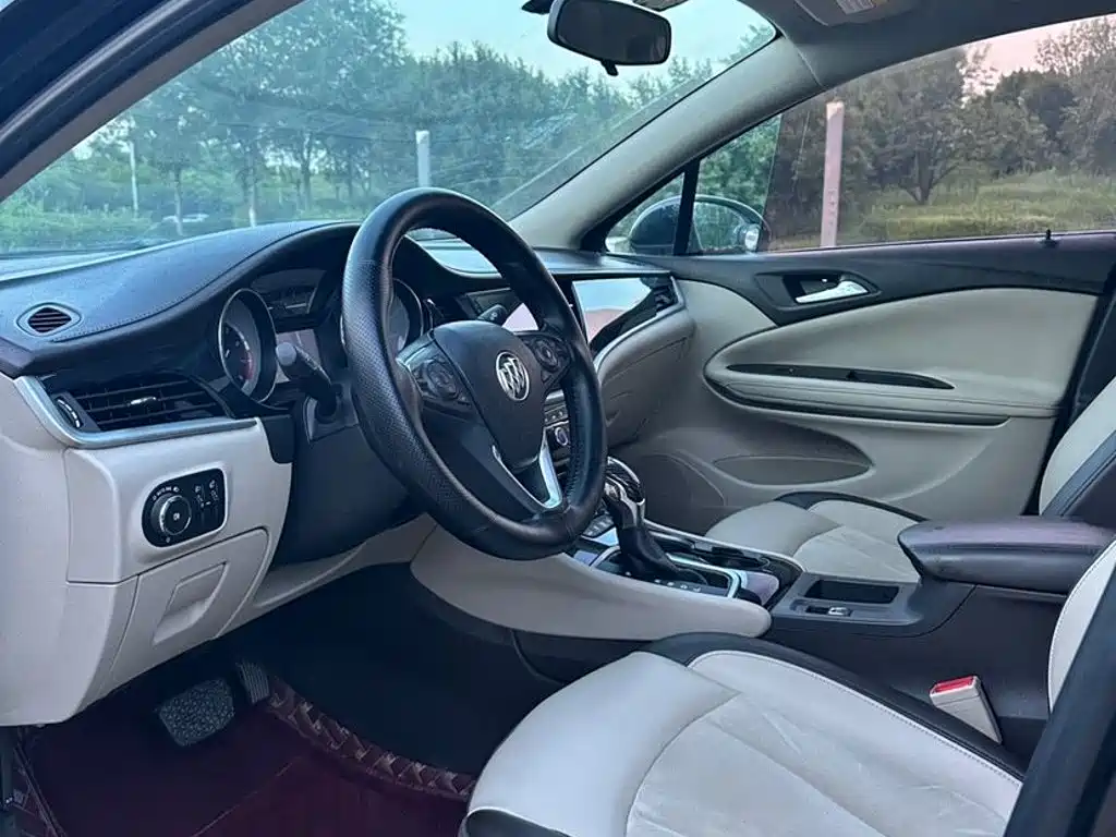 Buick Verano — миниатюра 8