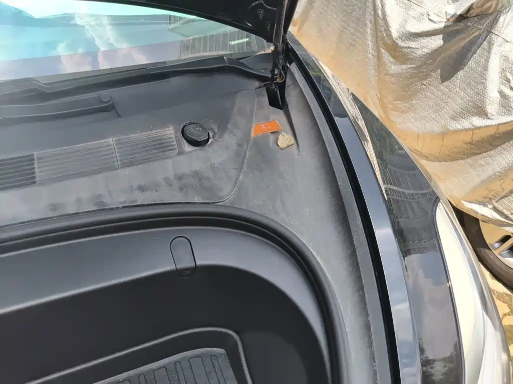 Tesla Model 3 — миниатюра 23