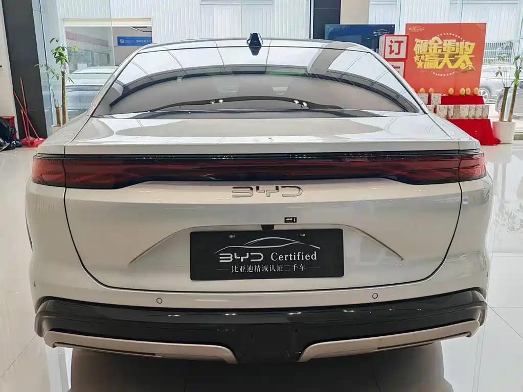BYD Хань Ли — миниатюра 6
