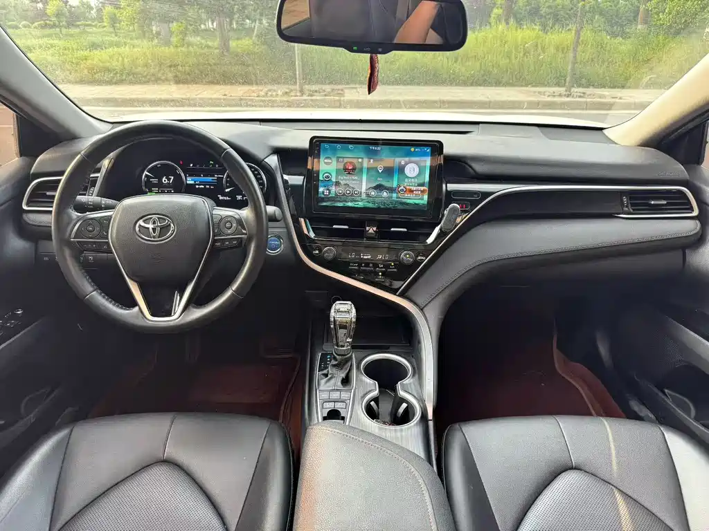 Toyota Camry 2021 2.5HG Luxury