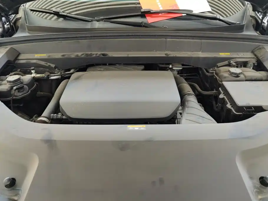 Li Auto Li L8 — миниатюра 10