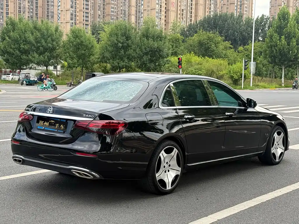Mercedes-Benz E-Class — миниатюра 19
