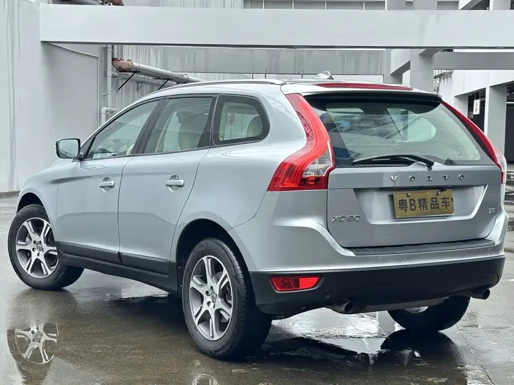 Volvo XC60 (Import) — миниатюра 5