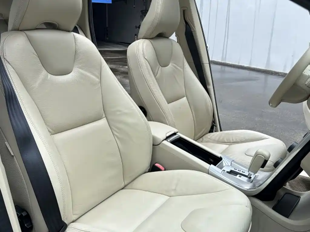 Volvo XC60 (Import) — миниатюра 10