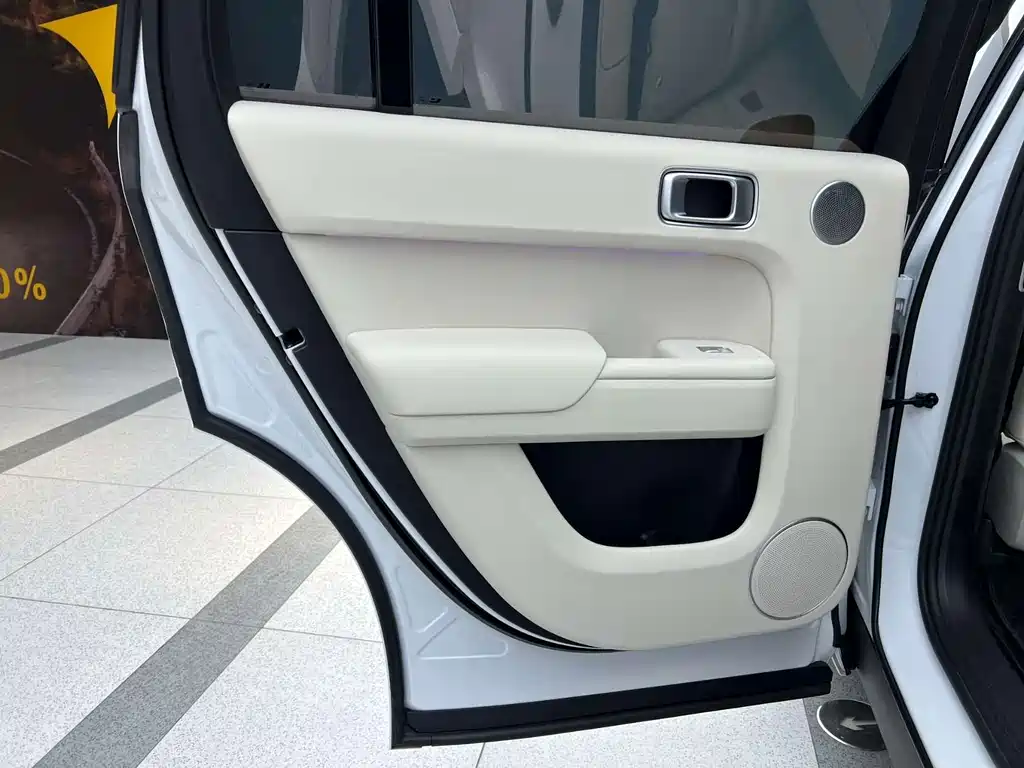 Li Auto Li L7 — миниатюра 8