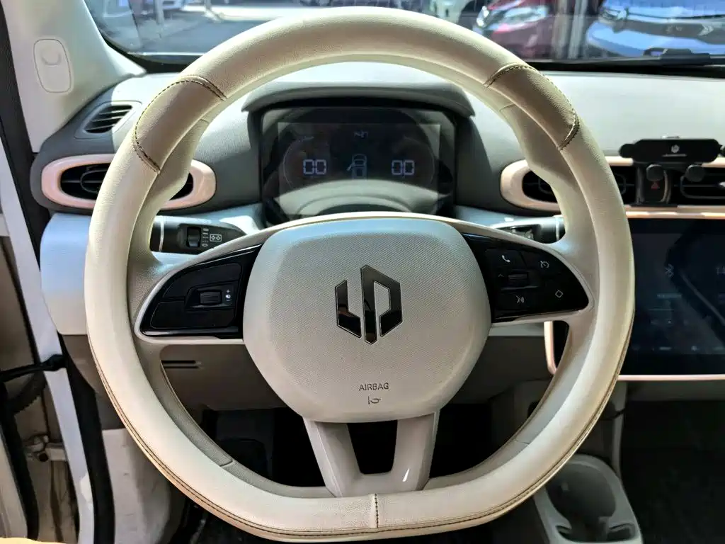 Leapmotor Leapmotor T03 — миниатюра 10