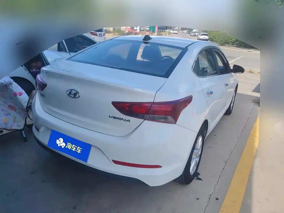 Hyundai Verna — миниатюра 3