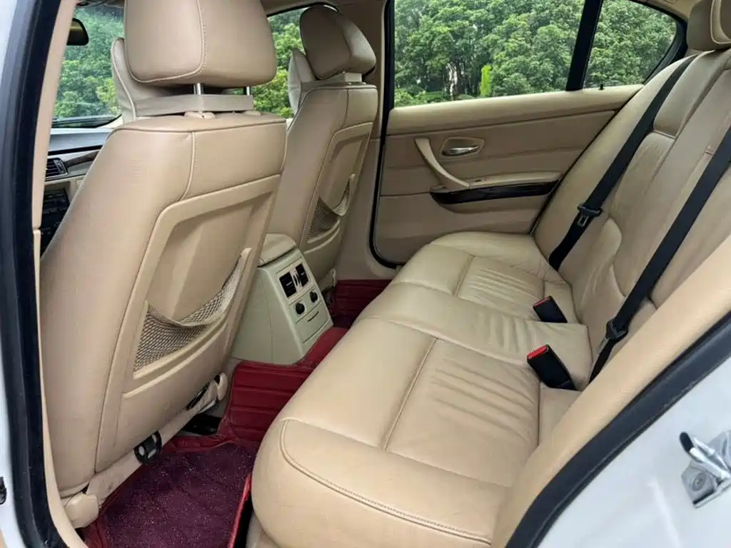 BMW 3 Series — миниатюра 7