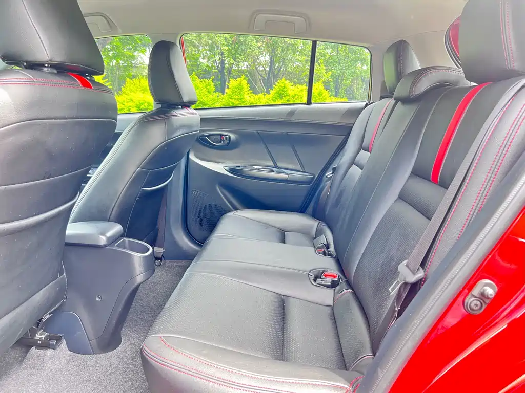 Toyota Yaris L — миниатюра 18
