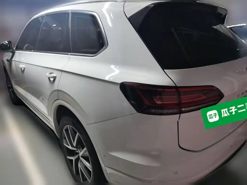 Volkswagen Touareg — миниатюра 4