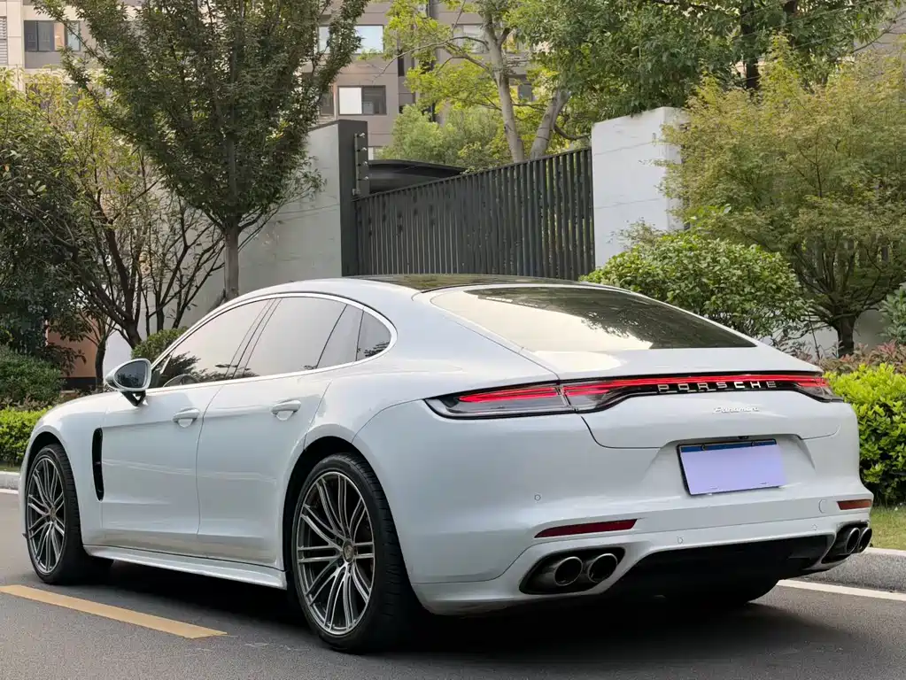 Porsche Panamera — миниатюра 9