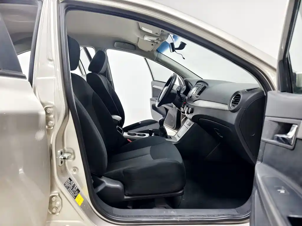 Roewe 350 — миниатюра 13