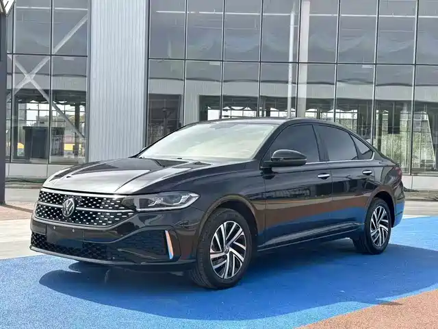 VOLKSWAGEN LAVIDA 2023