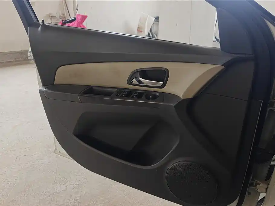 Chevrolet Cruze 2015 1.5L SL MT