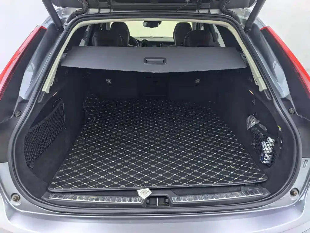 Volvo V90 — миниатюра 28