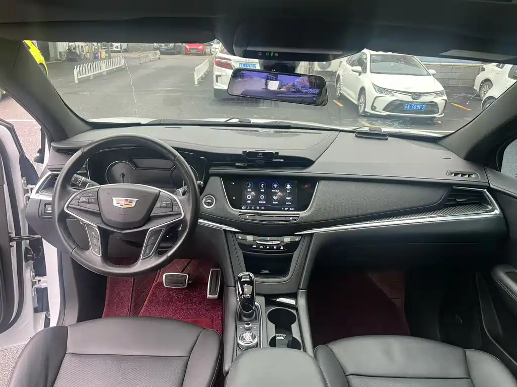Cadillac XT5 — миниатюра 4