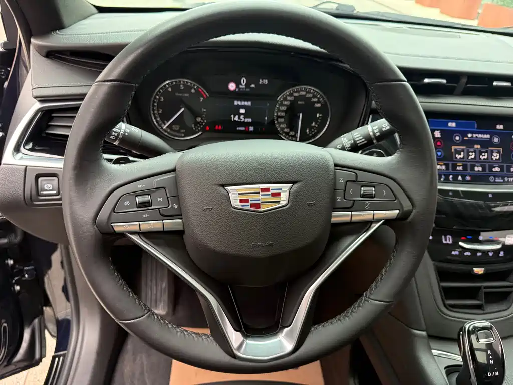 Cadillac XT6 — миниатюра 24
