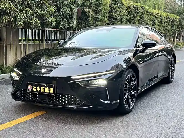 NEZHA AUTOMOBILE NEZHA S 2023