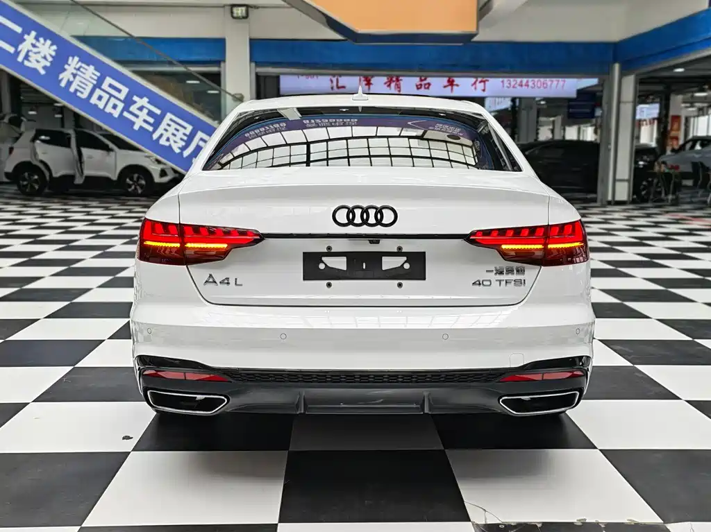 Audi A4L 2022 40 TFSI Luxury