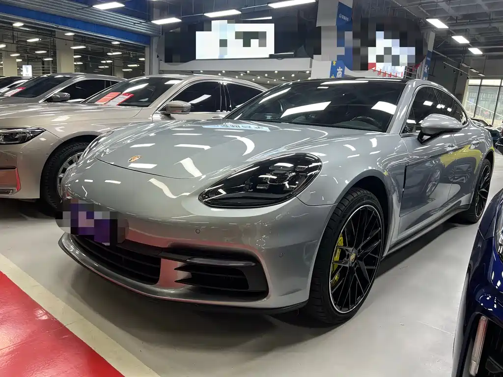 Porsche Panamera 2020