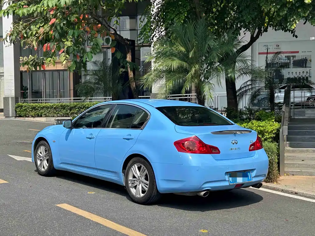 Infiniti G — миниатюра 4